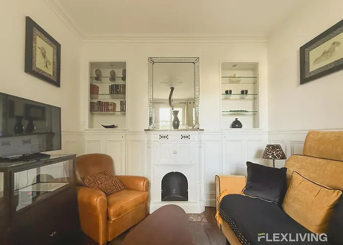 Charming - One-bedroom In 5th Daire
