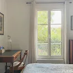 Charming - One-bedroom In 5th Διαμέρισμα