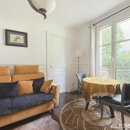 Charming - One-bedroom In 5th Appartement Parijs