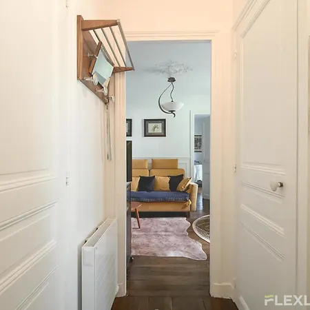 Charming - One-bedroom In 5th Appartement Parijs