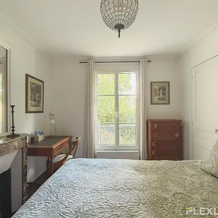 Appartement Charming - One-bedroom In 5th Parijs