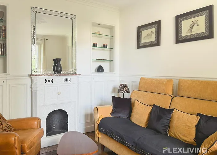 아파트 Charming - One-bedroom In 5th