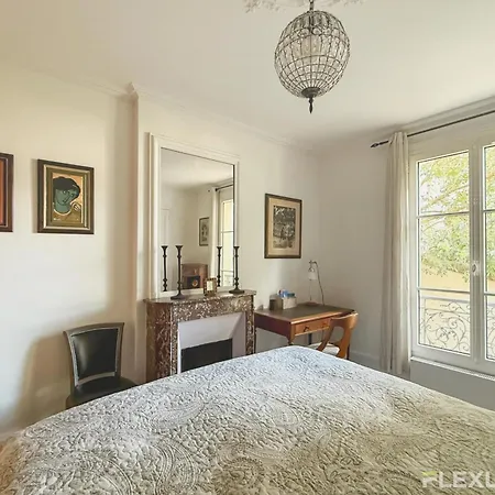 Charming - One-bedroom In 5th باريس